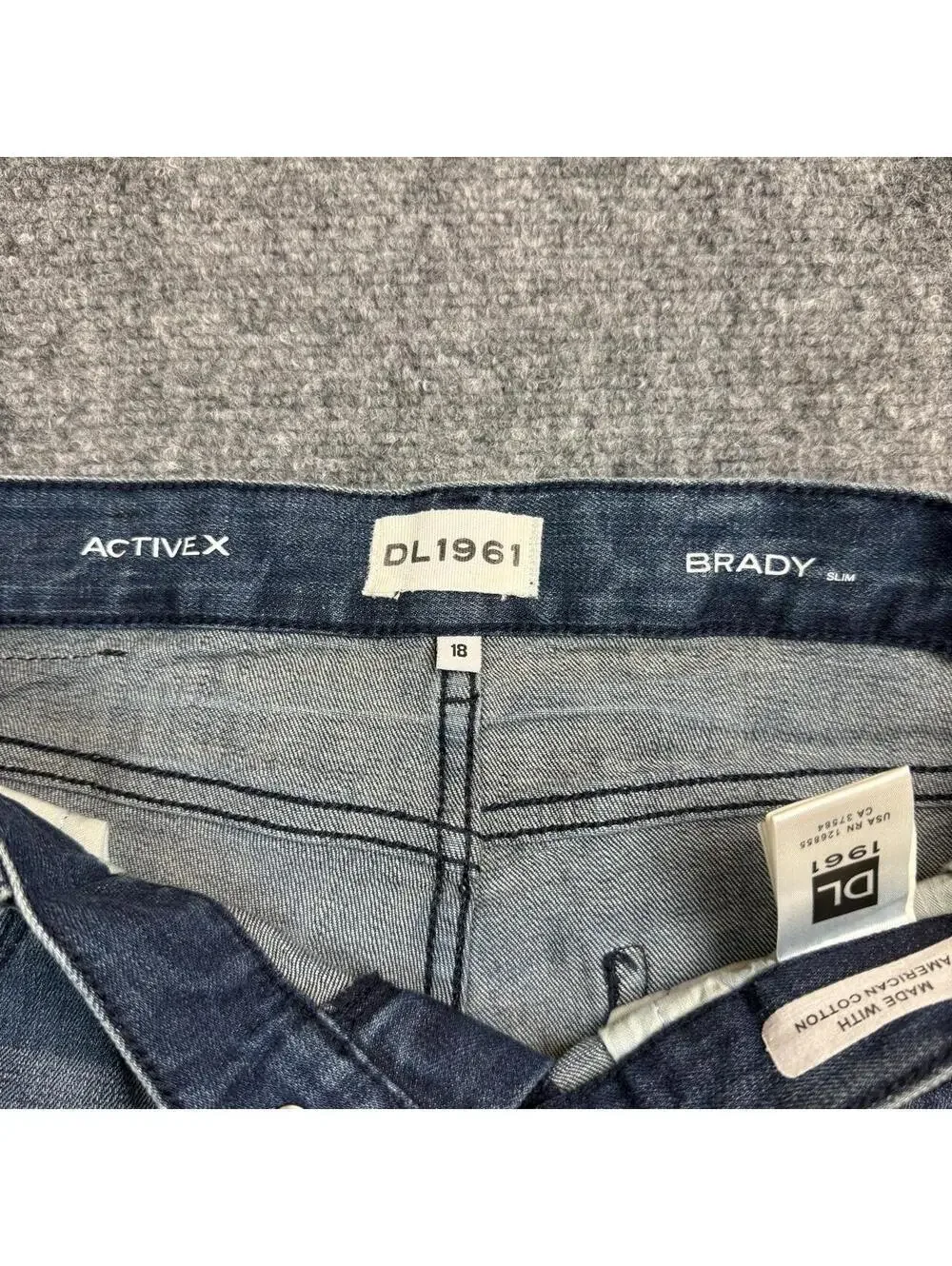 DL1961 Men's Brady Slim Straight Blue Jeans